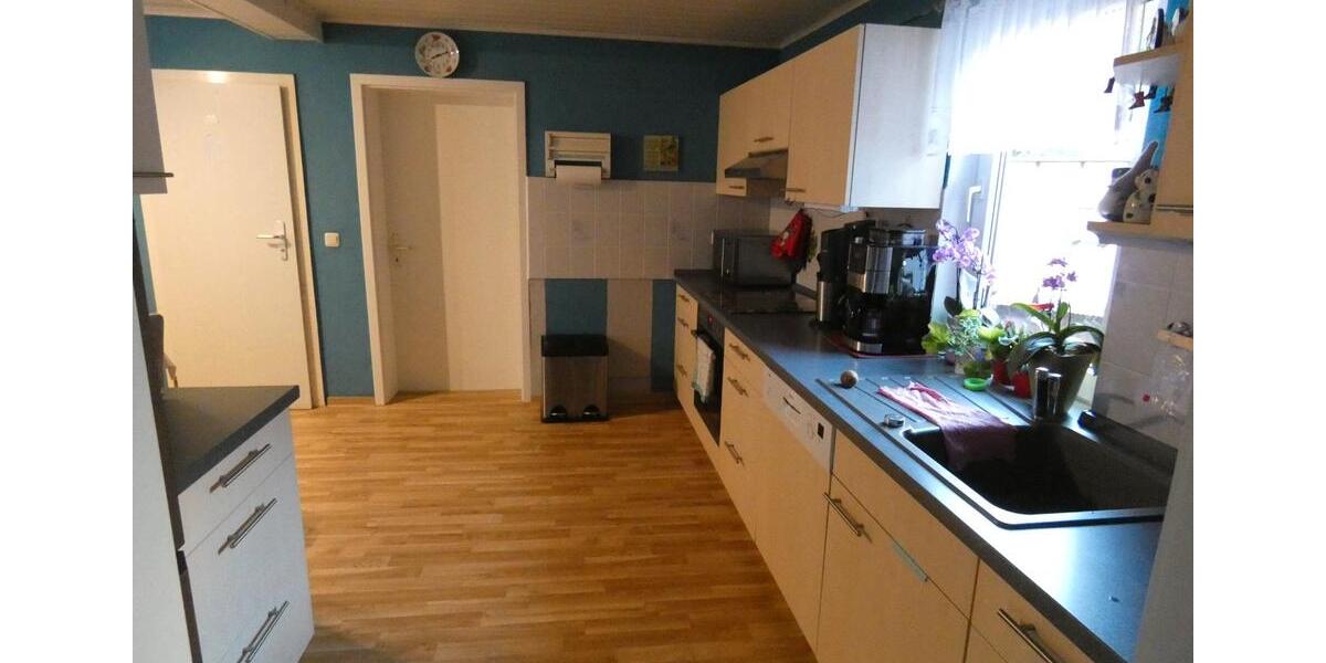 Mehrfamilienhaus, Wohnhaus Münchenbernsdorf - 8 Zimmer, 180 m&sup2;, 138.000&euro; | Angebot:26593646