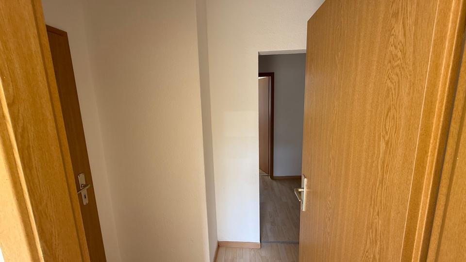 Etagenwohnung Greiz - 2 Zimmer, 44 m&sup2;, 230&euro; | Angebot:26462525