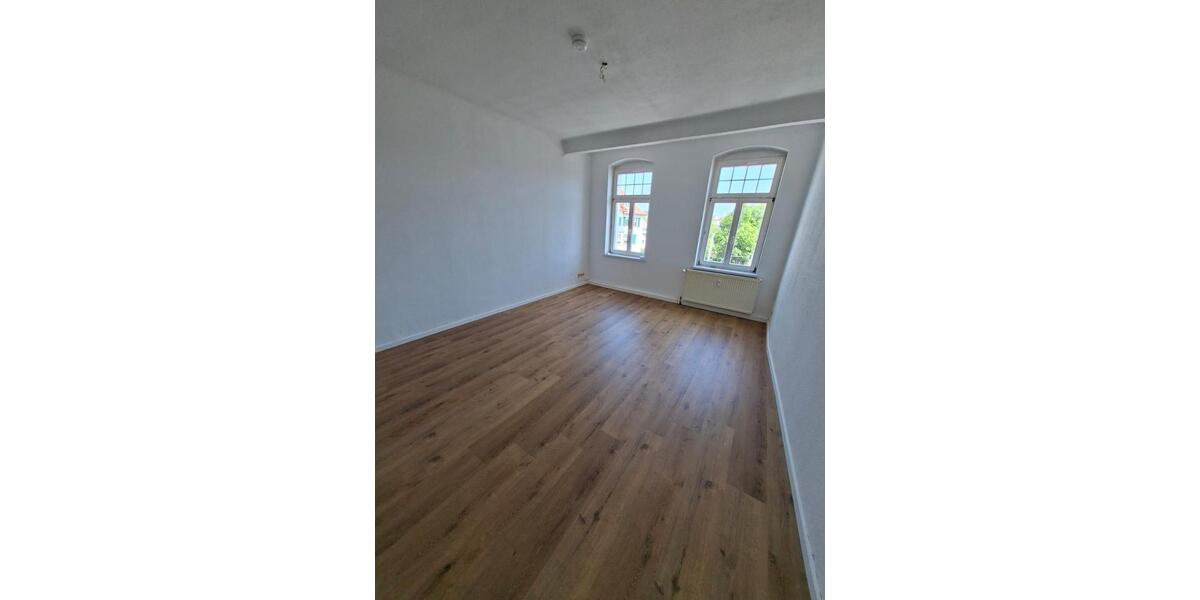 Etagenwohnung Gera Debschwitz - 2 Zimmer, 68 m&sup2;, 640&euro; | Angebot:26693198