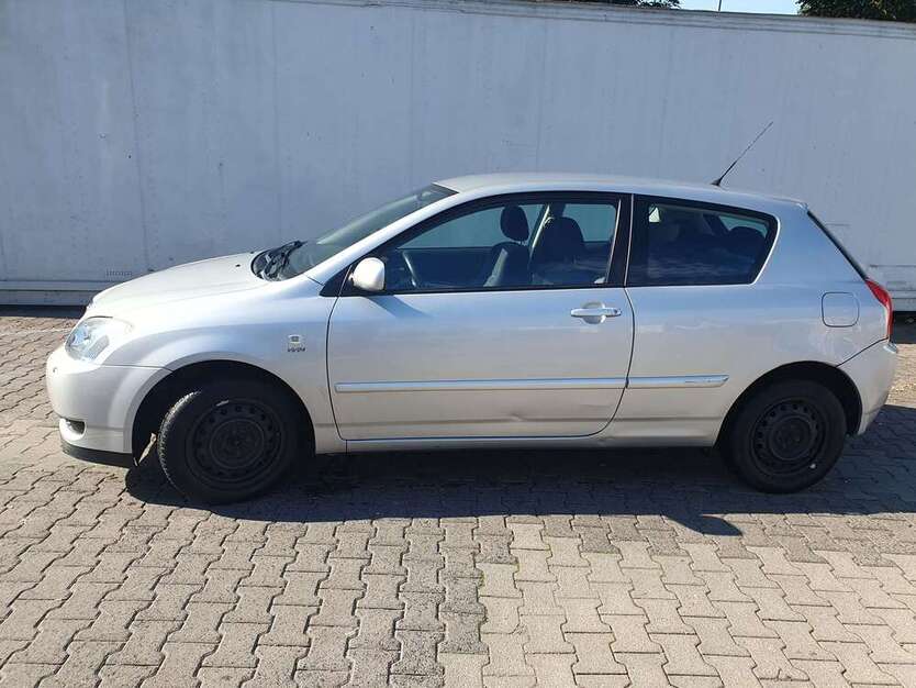 Toyota Corolla 149.400 km 2.900 € Elsteraue OT Reuden 06729