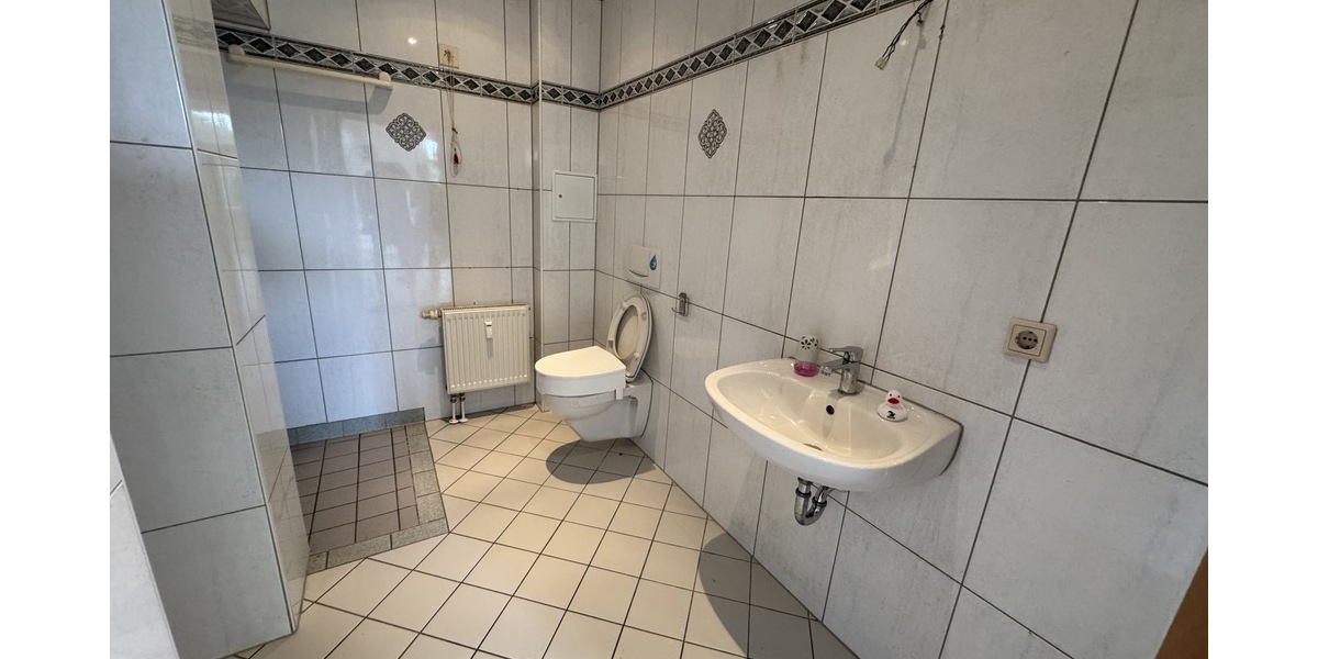 Ansprechende & ruhig gelegene 1 Zimmer Whg. mit Aufzug und Balkon (WE25) - Etagenwohnung Gera Ostviertel | Angebot:26882319