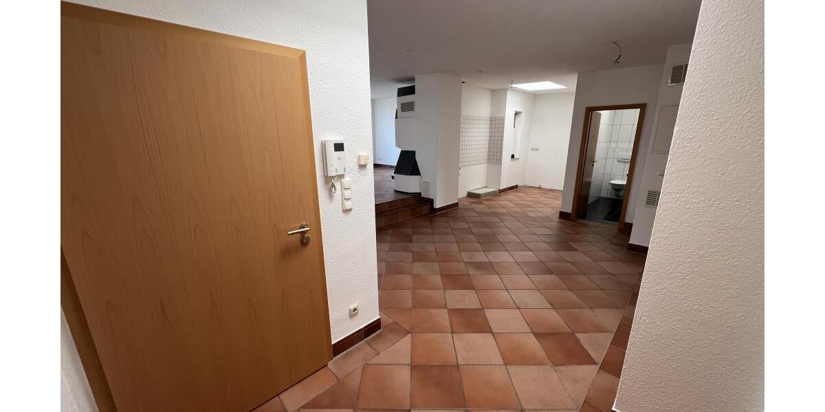 Was für ein Ausblick! 4 Raum Dachgeschoss-Wohnung mit Terrasse! - Etagenwohnung Gera | Angebot:26348904