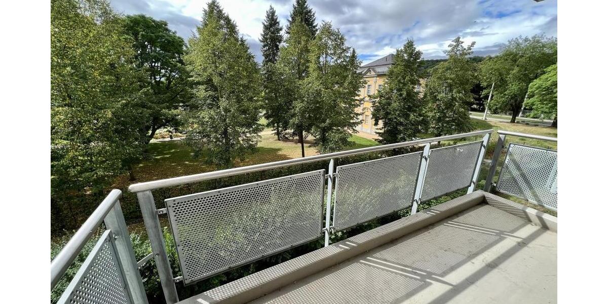 Traumlage am Küchengarten! Schöne 1-Raum-Whg. mit EBK, Balkon und Aufzug in Gera-Untermhaus - Etagenwohnung Gera Untermhaus | Angebot:26144347