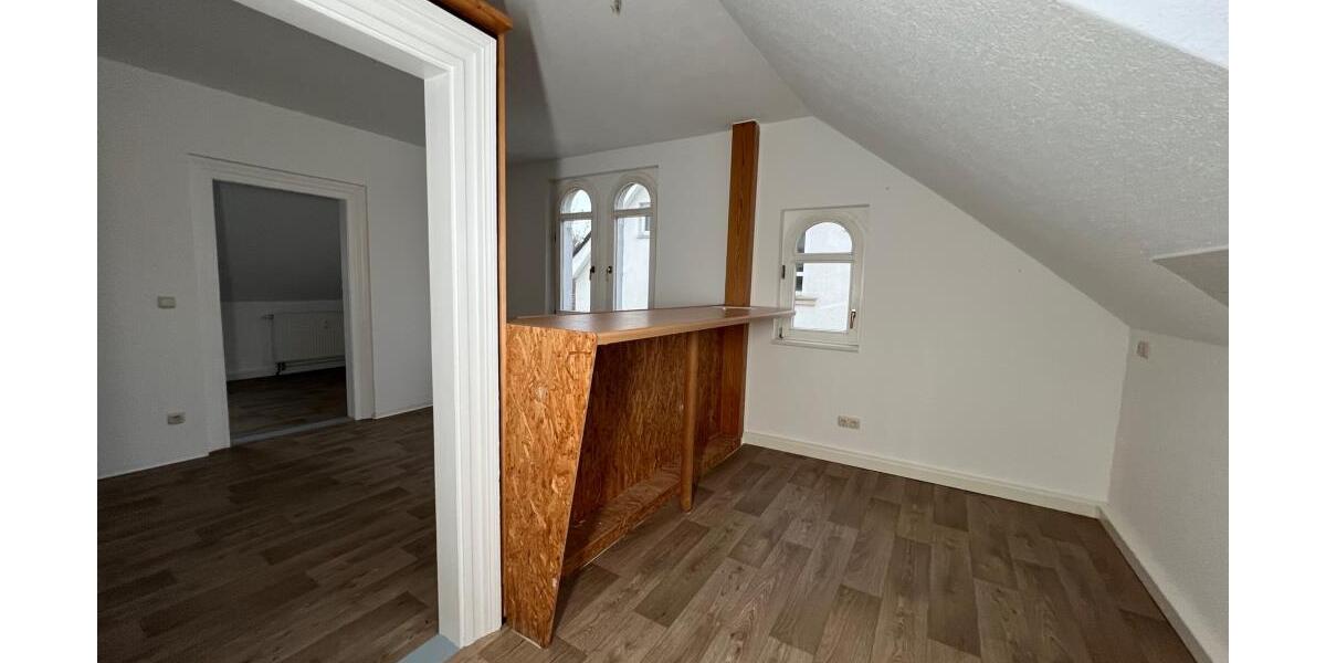 Gemütliche 3 Raum DG Wohnung mit Garten am Haus - unterhalb der Osterburg! - Dachgeschoßwohnung Weida Liebsdorf | Angebot:26146312