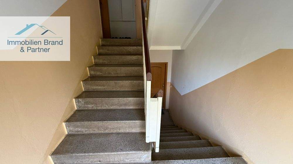 Vermietet 3-Raum Wohnung mit Einbauküche und Garage 3 zimmer