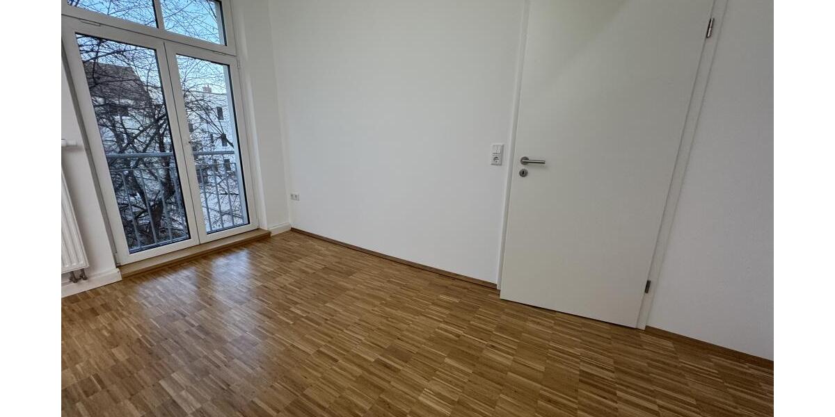 Exklusiv! 3-Raum Eigentumswohnung mit Balkon und Aufzug! *provisionsfrei! - Etagenwohnung Gera | Angebot:26131797