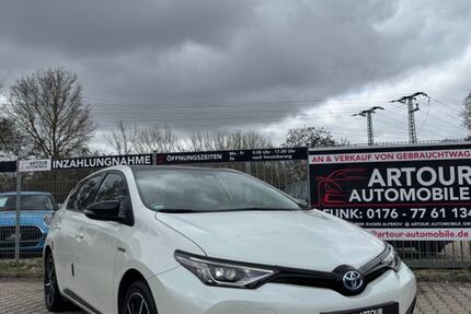 Toyota Auris 57.930 km 14.699 &euro; Teuchern 06682