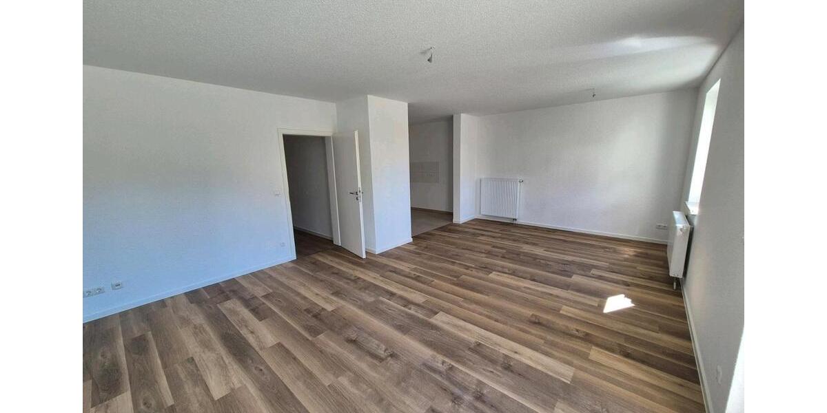 Erdgeschoßwohnung Ronneburg - 2 Zimmer, 61 m&sup2;, 465&euro; | Angebot:26533375