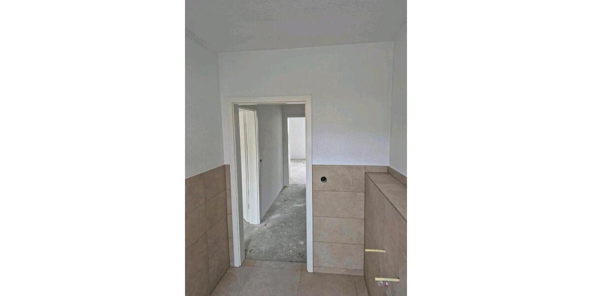 Erdgeschoßwohnung Ronneburg - 2 Zimmer, 60 m&sup2;, 465&euro; | Angebot:26122722