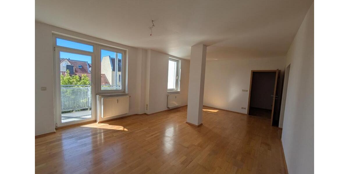 Etagenwohnung Gera Alt-Bieblach - 2 Zimmer, 66 m&sup2;, 420&euro; | Angebot:26631154