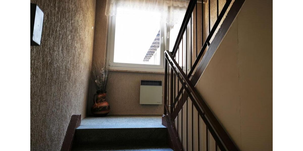 Sehr schöne Eigentumswohnung in Teuchern zu verkaufen 3 zimmer