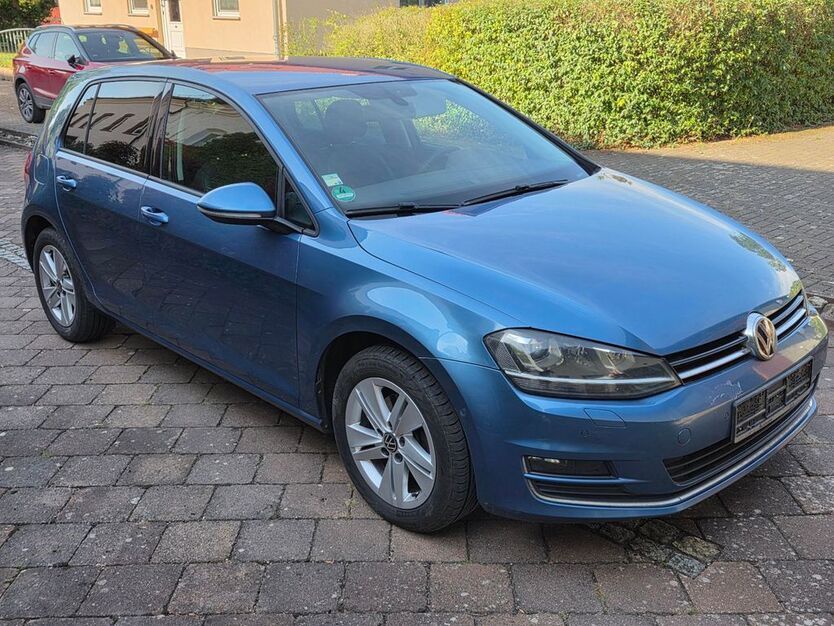 VW Golf 246.000 km 7.850 € Naumburg 06618