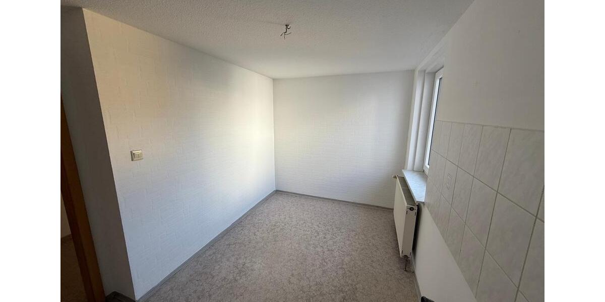 Etagenwohnung Auma-Weidatal Weidatal - 3 Zimmer, 64 m&sup2;, 345&euro; | Angebot:25138394