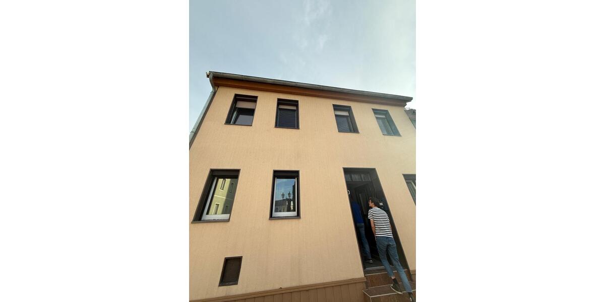 Reihenhaus Weida - 4 Zimmer, 135 m&sup2;, 890&euro; | Angebot:25085215