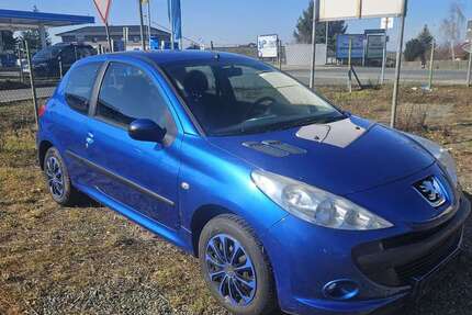 Peugeot 206 168.000 km 2.100 &euro; Crimmitschau 08451
