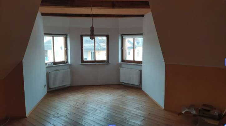Etagenwohnung Gera - 2 Zimmer, 82 m&sup2;, 520&euro; | Angebot:26934370
