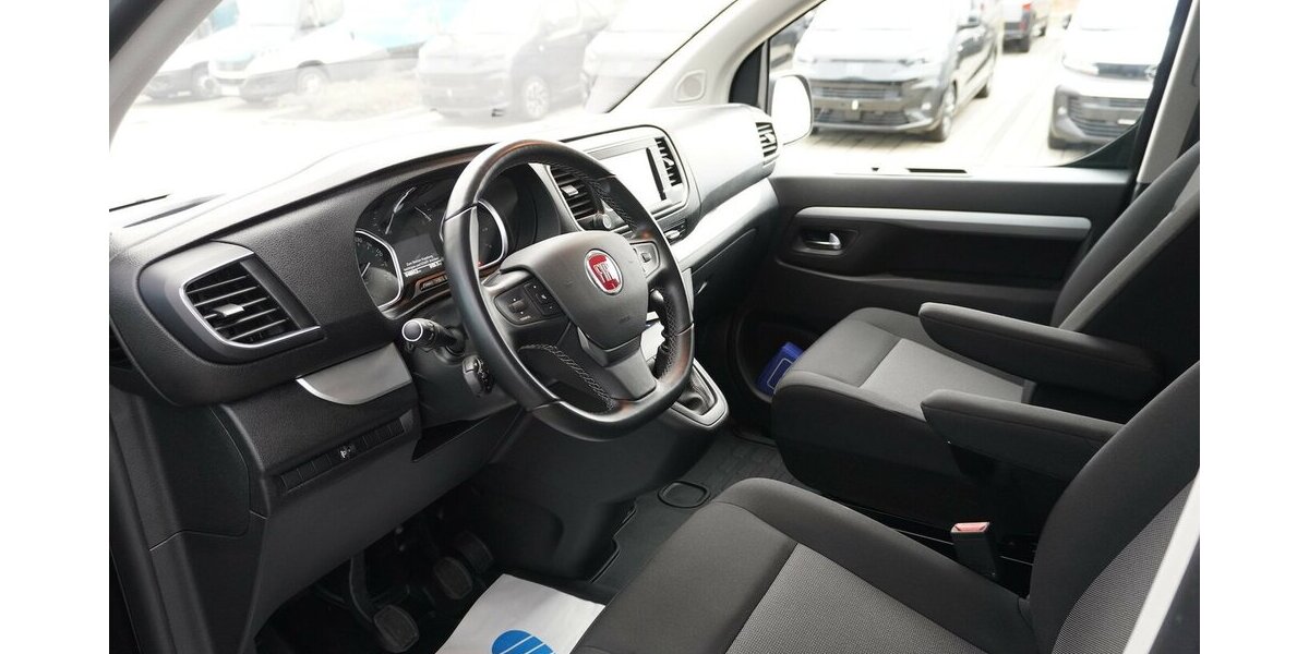 Fiat Scudo MultiCab L2 145 / Sitzheizung + Navi 48.952 km 26.775 &euro; Münchenbernsdorf 07589