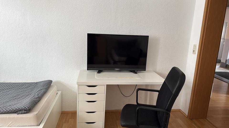 Etagenwohnung Gera Alt-Taubenpreskeln - 4 Zimmer, 70 m&sup2;, 80&euro; | Angebot:25886935