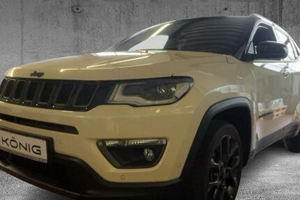 Jeep Compass 27.807 km 24.990 € Gera 07552