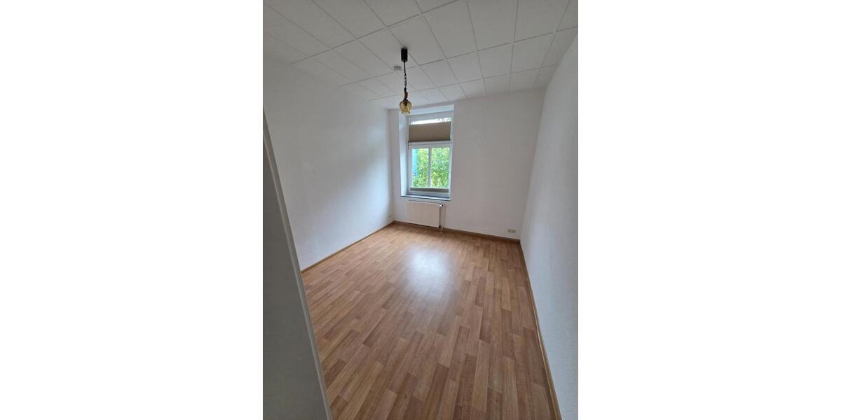 Erdgeschoßwohnung Zeitz - 4 Zimmer, 112 m&sup2;, 672&euro; | Angebot:26560362