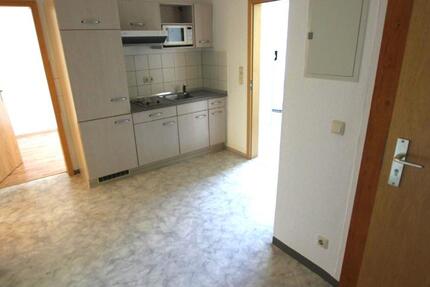2-Raum Wohnung mit Singleküche & Bad mit Dusche - Wohnung Gera Alt-Bieblach | Angebot:27540662