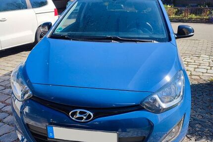 Hyundai i20 74.600 km 7.500 &euro; Altenburg 04600