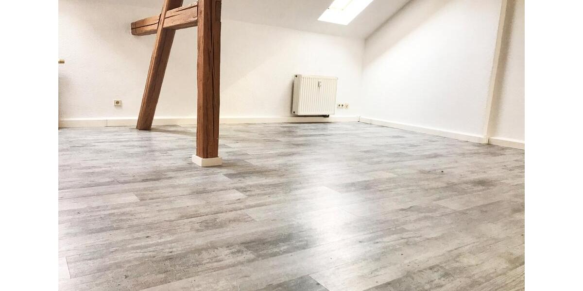 Dachgeschoßwohnung Gera Alt-Taubenpreskeln - 4 Zimmer, 80 m&sup2;, 450&euro; | Angebot:26531226