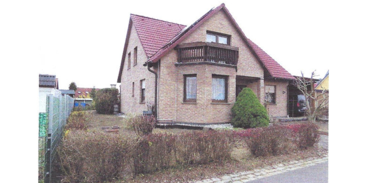 Einfamilienhaus Meuselwitz - 4 Zimmer, 240 m&sup2;, 260.000&euro; | Angebot:24681438