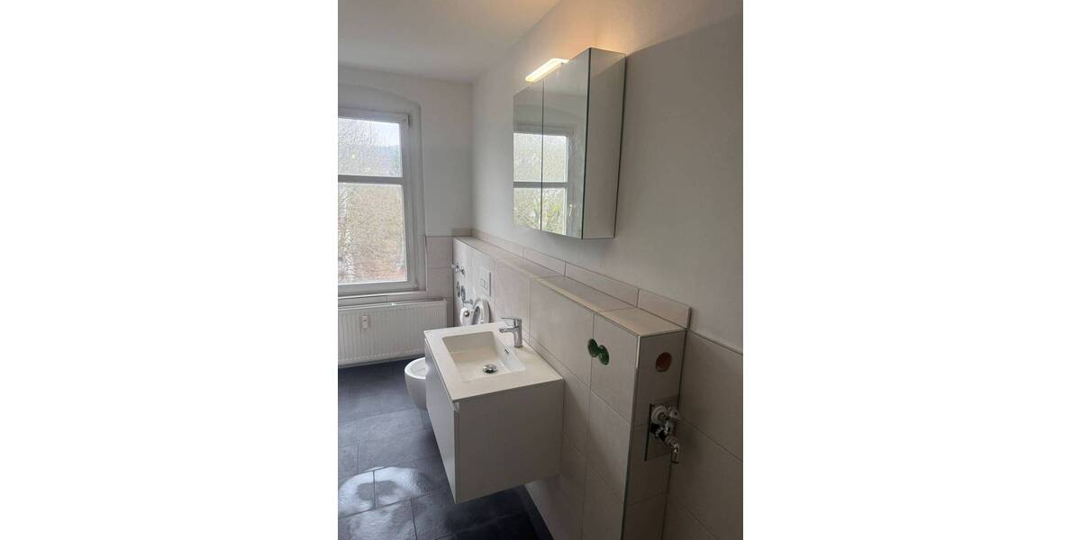 Etagenwohnung Greiz Irchwitz - 5 Zimmer, 132 m&sup2;, 730&euro; | Angebot:26912043