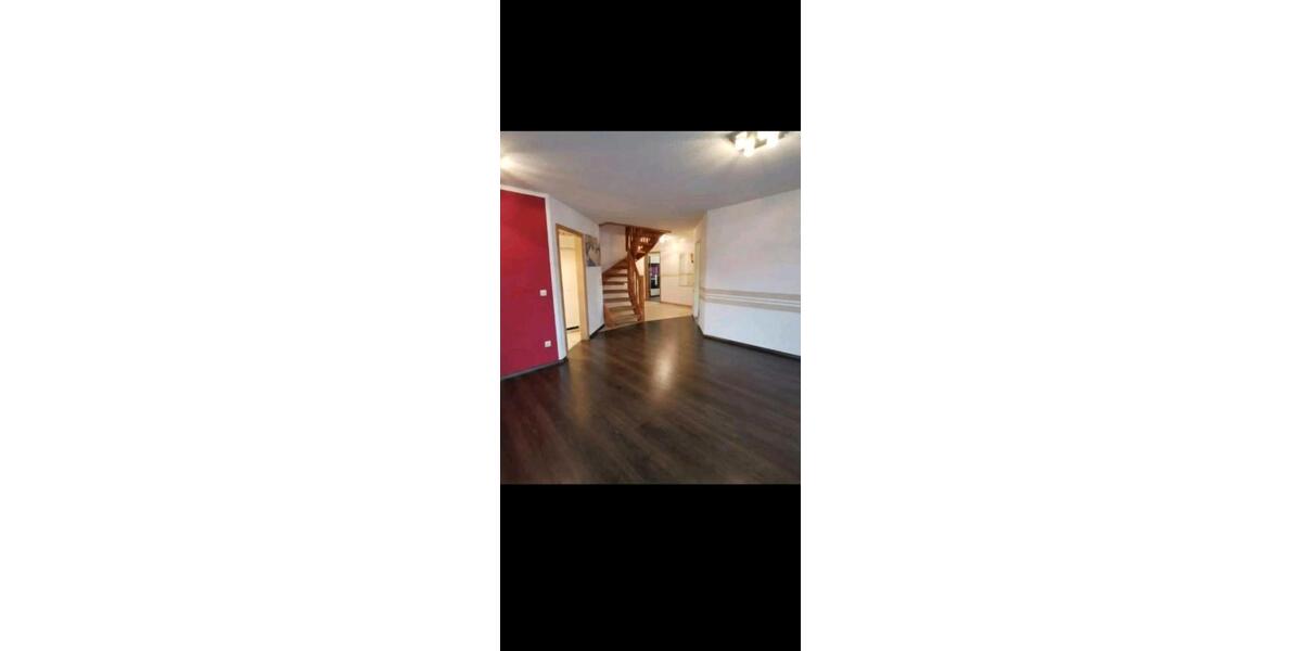 Maisonettenwohnung Meuselwitz - 5 Zimmer, 118 m&sup2;, 171.000&euro; | Angebot:27222445