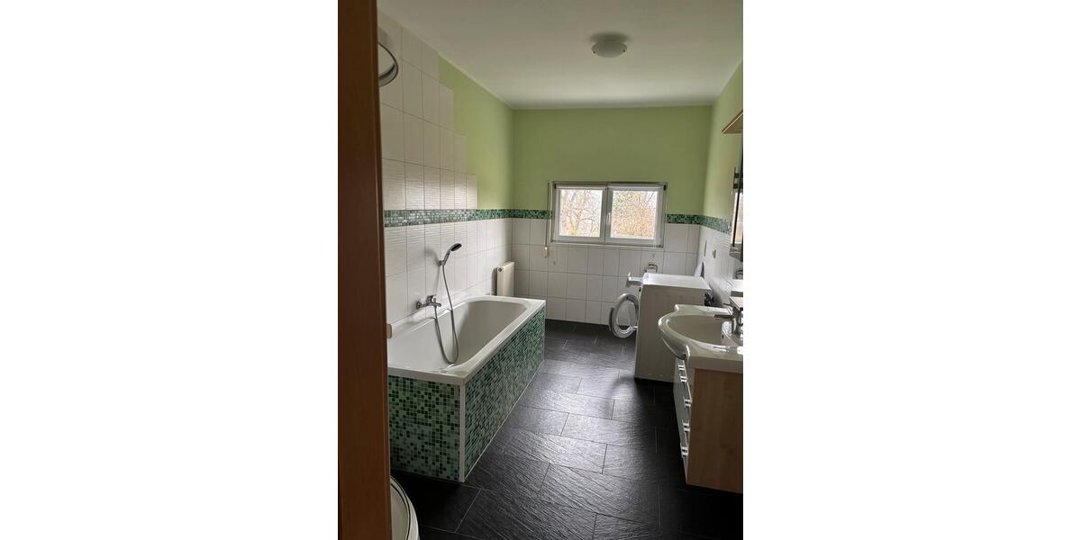 Einfamilienhaus Gera Debschwitz - 2 Zimmer, 80 m&sup2;, 630&euro; | Angebot:25174795