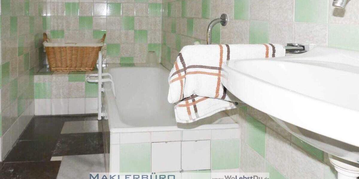 Mehrfamilienhaus, Wohnhaus Mohlsdorf-Teichwolframsdorf Waltersdorf - 5 Zimmer, 85 m&sup2;, 43.000&euro; | Angebot:25770337