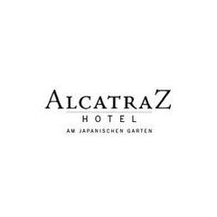 ALCATRAZ Hotel am Japan. Garten