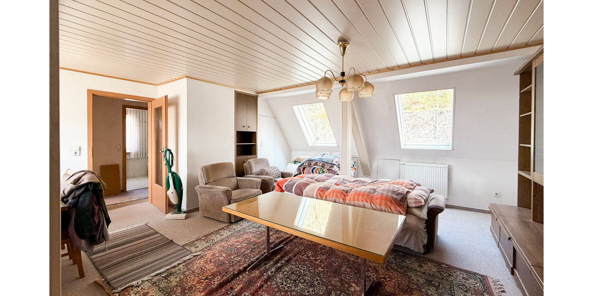 Charmantes Einfamilienhaus mit Substanz, Garage, Garten und Terrasse ! - Einfamilienhaus Gera Zwötzen | Angebot:26193442