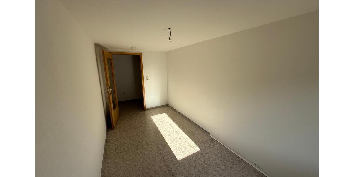 Etagenwohnung Auma-Weidatal Weidatal - 3 Zimmer, 64 m&sup2;, 345&euro; | Angebot:25138394