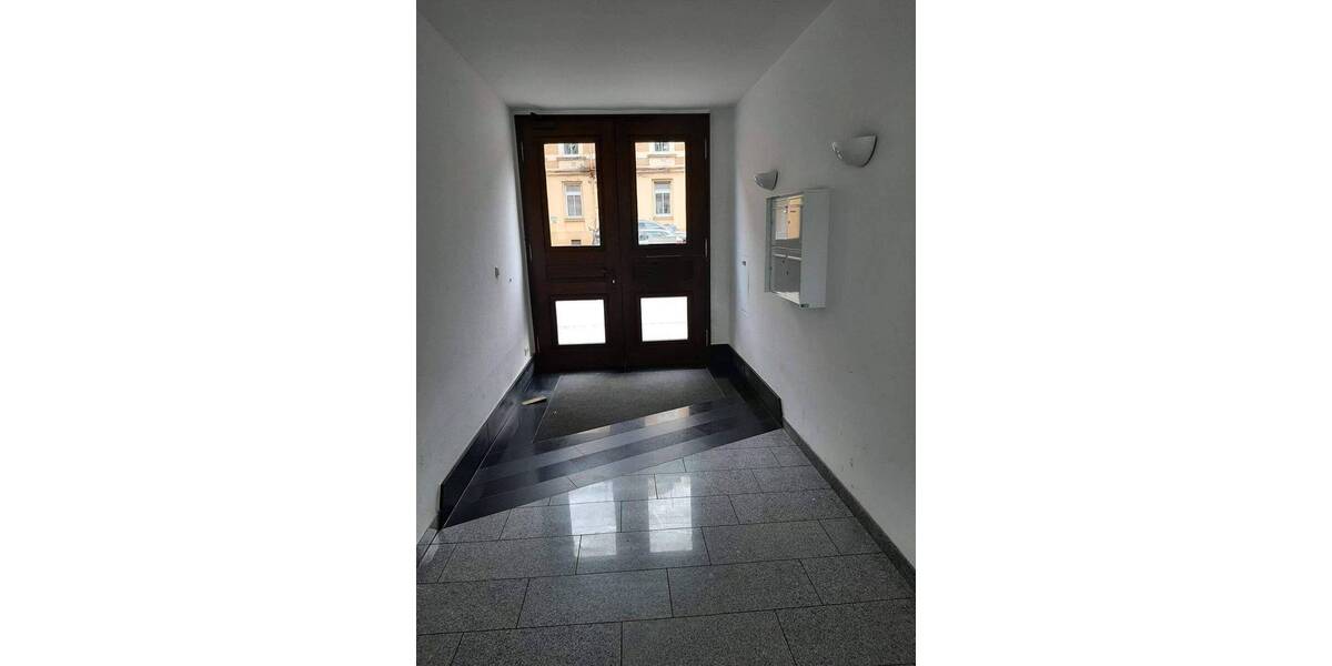 Etagenwohnung Gera Untermhaus - 4 Zimmer, 108 m&sup2;, 700&euro; | Angebot:26851207