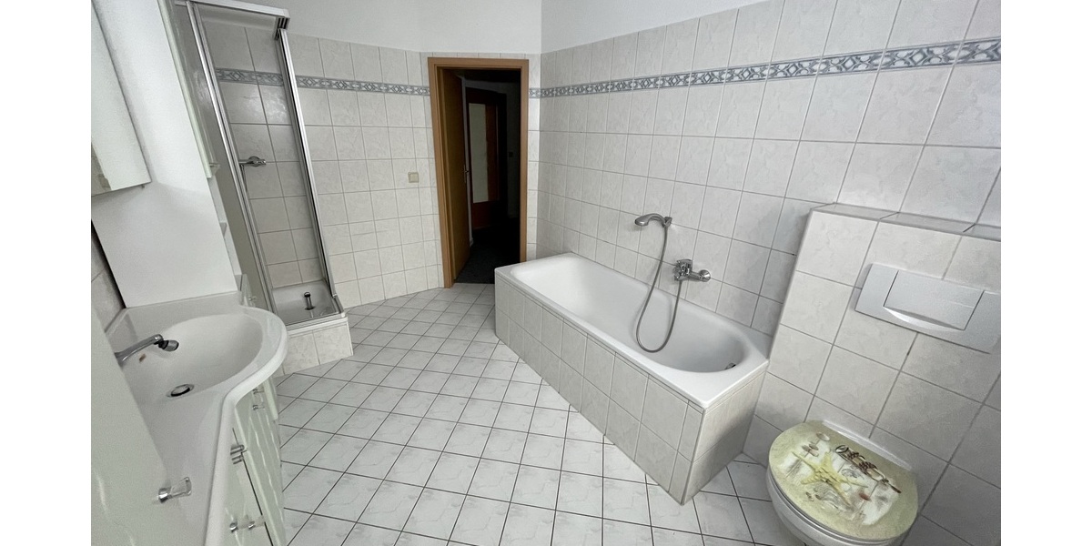 2 Raum Wohnung mit Balkon, Wanne +Dusche im begehrten Wohnviertel von Gera-Untermhaus - Etagenwohnung Gera Debschwitz | Angebot:27330173
