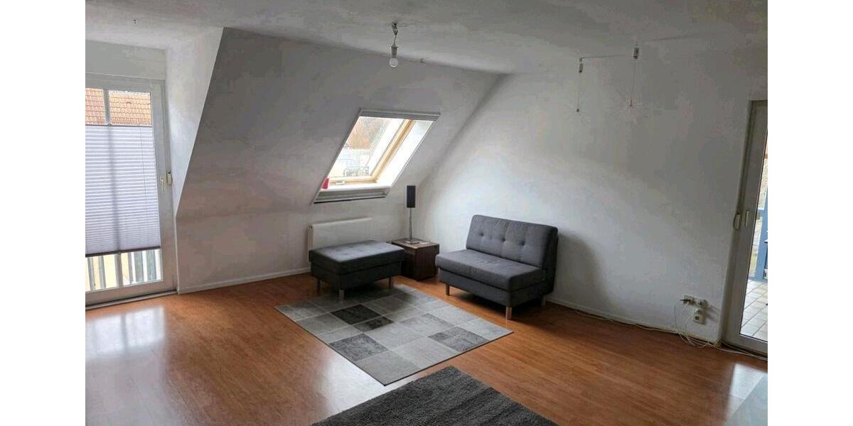 Etagenwohnung Werdau - 4 Zimmer, 101 m&sup2;, 125.000&euro; | Angebot:26061573