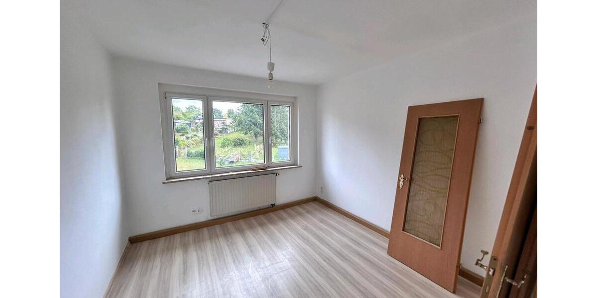 Etagenwohnung Neustadt an der Orla - 3 Zimmer, 70 m&sup2;, 390&euro; | Angebot:26431103