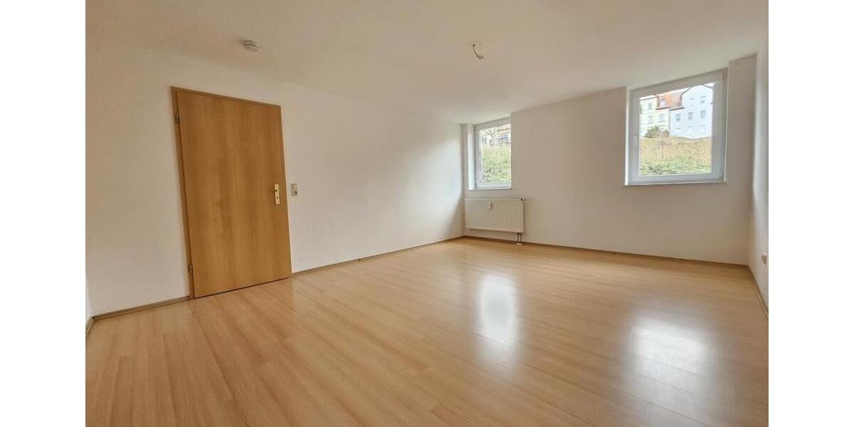 Etagenwohnung Altenburg - 2 Zimmer, 70 m&sup2;, 475&euro; | Angebot:26563033