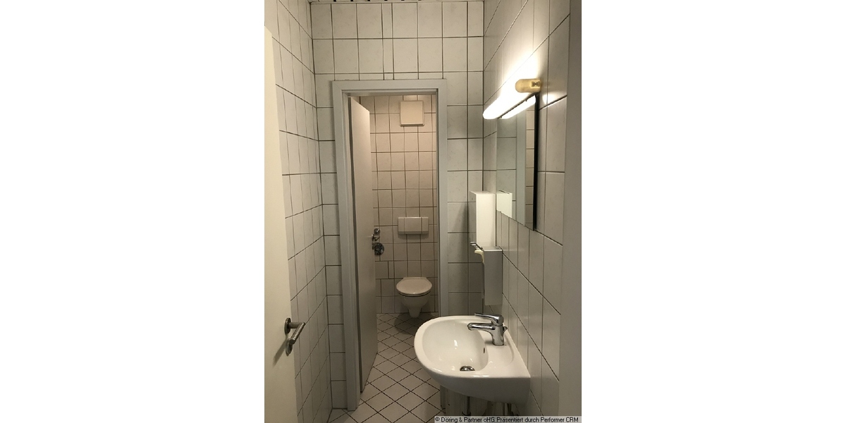 heller Laden in zentraler und verkehrsgünstiger Lage im Zentrum von Gera - Gewerbeobjekt Gera Zentrum | Angebot:27070943