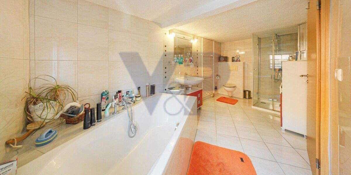 Einfamilienhaus Bad Köstritz - 6 Zimmer, 202 m&sup2;, 296.500&euro; | Angebot:25666116