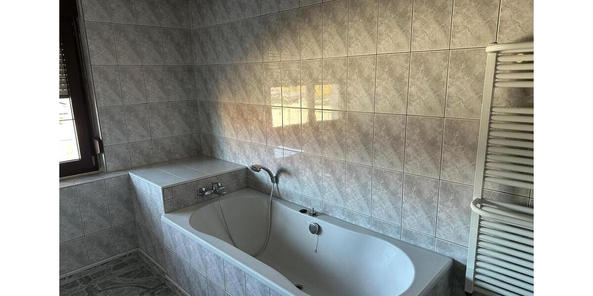 Einfamilienhaus Auma-Weidatal Weidatal - 8 Zimmer, 285 m&sup2;, 277.000&euro; | Angebot:26840554