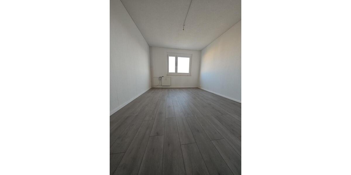 Etagenwohnung Gera Lusan - 2 Zimmer, 55 m&sup2;, 290&euro; | Angebot:25754695