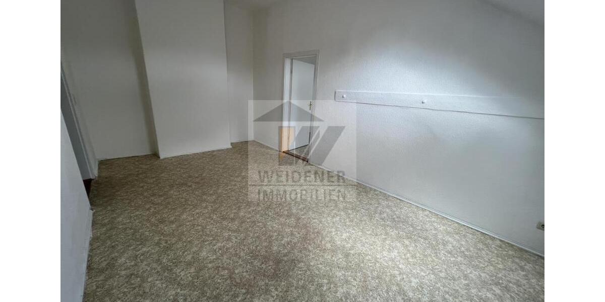 Dachgeschoßwohnung Weida - 2 Zimmer, 70 m&sup2;, 350&euro; | Angebot:22588811