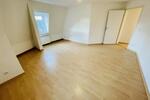 **Ihr neues Zuhause wartet: 4-Raum-Wohnung mit Komfort-Badezimmer und großzügigem Wohnambiente!** - Dachgeschoßwohnung Gera Alt-Bieblach | Angebot:26876574