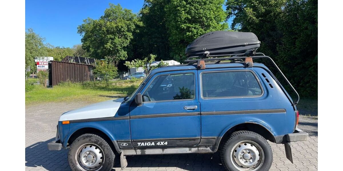 Lada Niva 117.000 km 3.700 &euro; Hermsdorf 07619