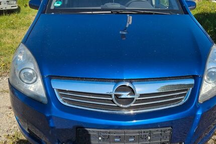 Opel Zafira 212.000 km 2.690 &euro; Grana 06712