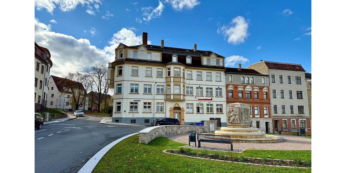 Dachgeschoßwohnung Meerane - 3 Zimmer, 84 m&sup2;, 600&euro; | Angebot:26664457