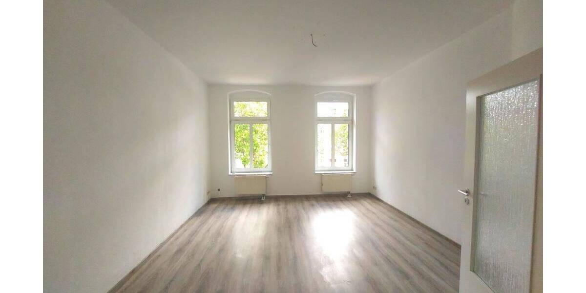 Etagenwohnung Gera Innenstadt - 2 Zimmer, 47 m&sup2;, 310&euro; | Angebot:26858646
